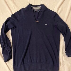 Small blue vineyard vines quarter zip